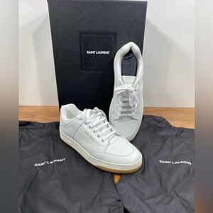 NIB $875 Saint Laurent White Low Top leather Sneakers w/ dust bags